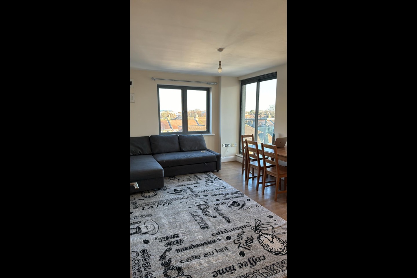 Ilford 3 Bed Flat, Gilford House, IG1 To Rent Now for £2,100.00 p/m