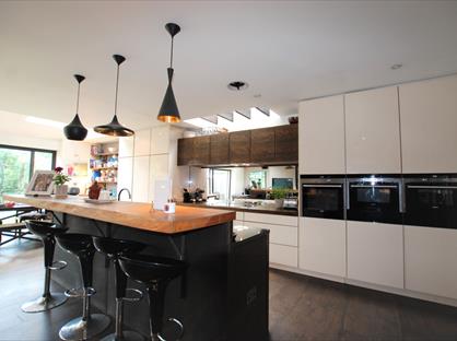 6 Bed Flat, Copse Hill, SW20