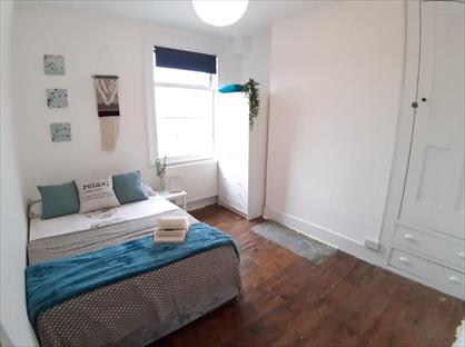 Room in a Shared House, Brewery Road, SE18