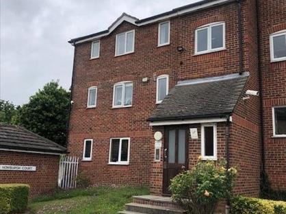 1 Bed Flat, Wingrove Drive, RM19