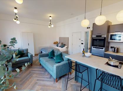 Studio Flat, Rodney Street, L1