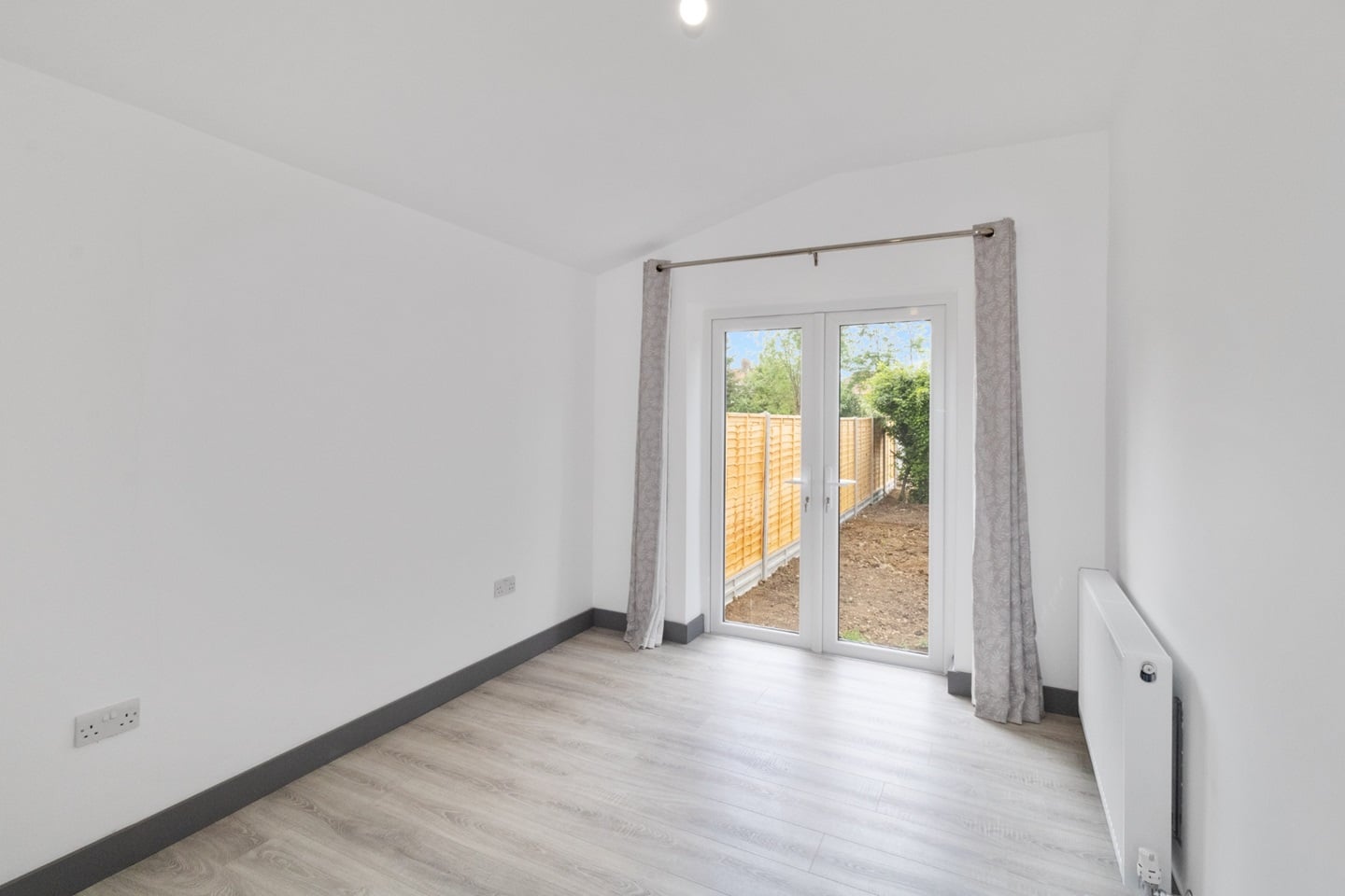 Additional image 9 of 5 Bed Semi-Detached House, Arbury Road, CB4, N1 7GU