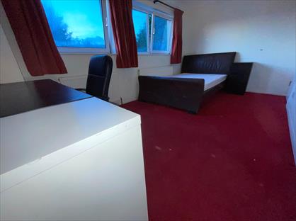 Room in a Shared House, Britten Close, CO4