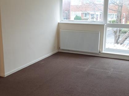 2 Bed Flat, Liskeard Road, WS5