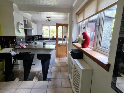 2 Bed Bungalow, Parkend Cottages, FK2