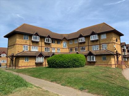 1 Bed Flat, Frobisher Road, DA8