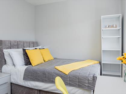Room in a Shared House, Campbell Fields, GU11