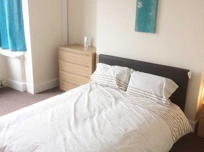 Room in a Shared House, Bloxwich Road, WS3