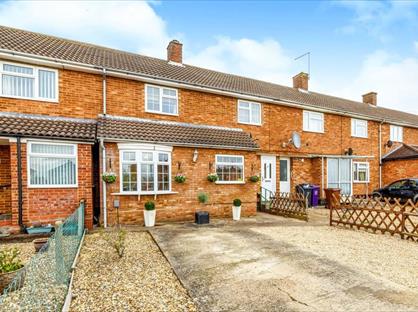 3 Bed Terraced House, Stoneley, SG6