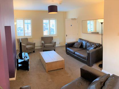 5 Bed Semi-Detached House, Stanesfield Road, CB5