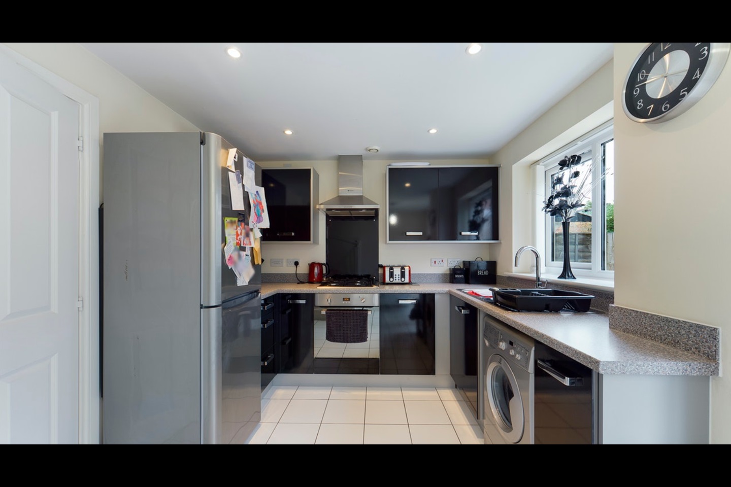 Additional image 2 of 2 Bed Semi-Detached House, Dixon Street, M40, N1 7GU