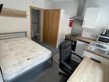 Studio Flat, Regent Road, LE1