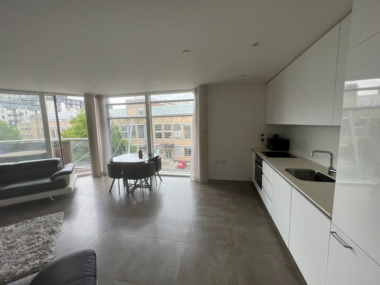 2 Bed Flat, Nottingham One, NG1 photo 4