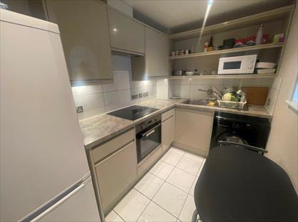 2 Bed Flat, Westminster Bridge Road, SE1