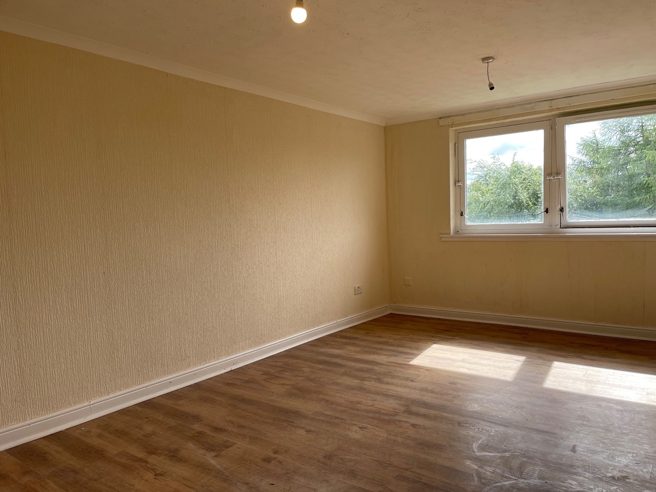 Cumbernauld, Glasgow 2 Bed Flat, Millcroft Road, G67 To Rent Now