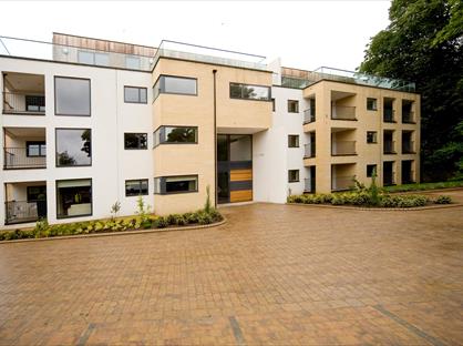 2 Bed Flat, The Vineyard, M7