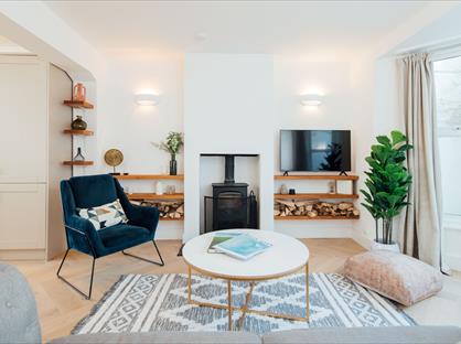 4 Bed Semi-Detached House, Havelock Road, BN1