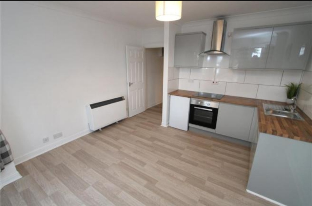 Additional image 4 of 1 Bed Flat, Cobden Avenue, SO18, N1 7GU
