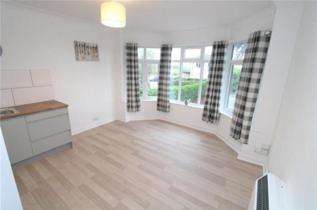 Additional image 2 of 1 Bed Flat, Cobden Avenue, SO18, N1 7GU