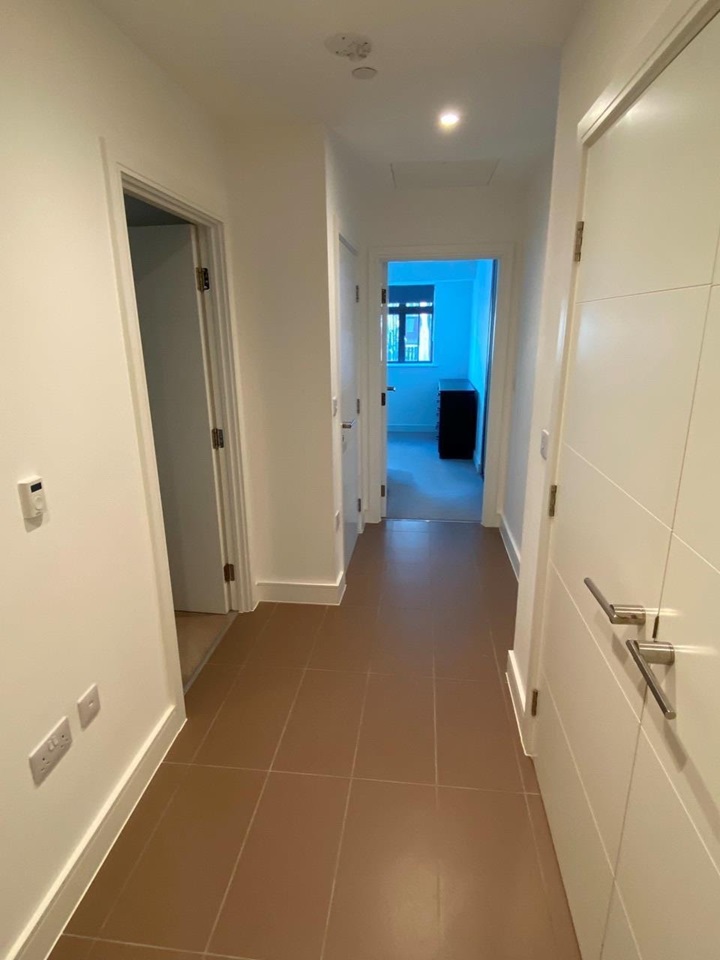 2 Bed Flat, Colston Avenue, BS1 photo 3