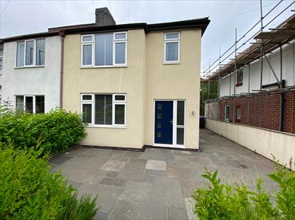 3 Bed Semi-Detached House, Whitegates, CW12