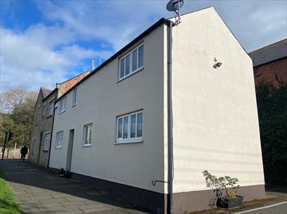 2 Bed Flat, Greenside Road, NE40