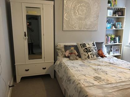 4 Bed Terraced House, Victoria Place, GL52