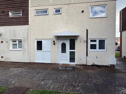 3 Bed Terraced House, Lichfield Court, PO13