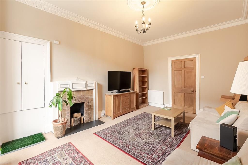 2 Bed Flat, Summerhall Place, EH9 photo 3