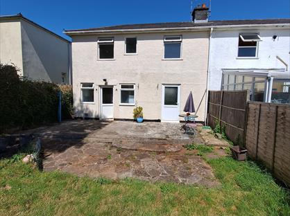 3 Bed Semi-Detached House, Trym Leaze, BS9