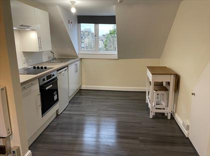 Room in a Shared House, Carlyle Road, CB4