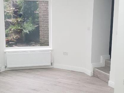 Studio Flat, Whalley Road, BB5
