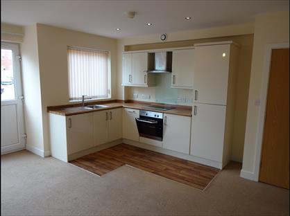 2 Bed Flat, Kirk Beston Close, LS11