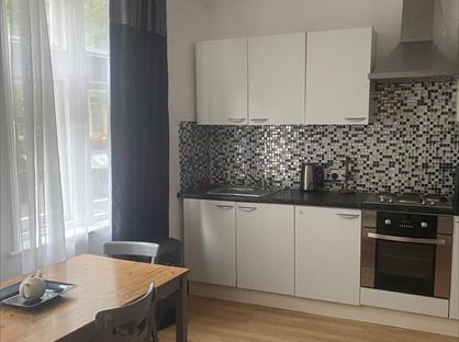 Room in a Shared Flat, Chiswick High Road, W4