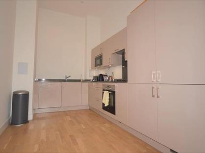 1 Bed Flat, Waterhouse Court, CM1