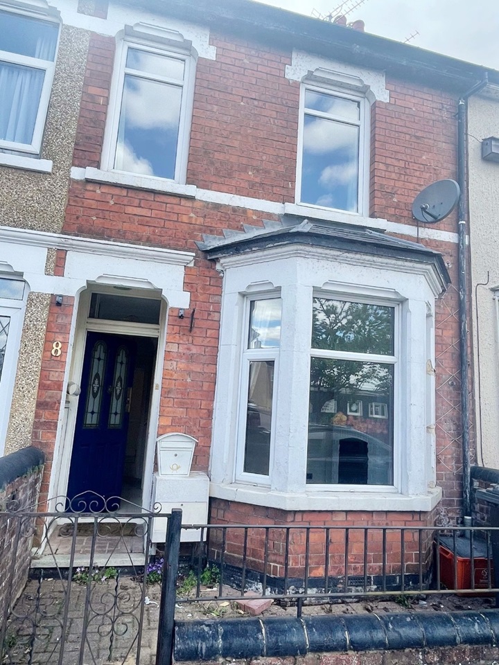Swindon 2 Bed Terraced House, Savernake Street, SN1 To Rent Now for