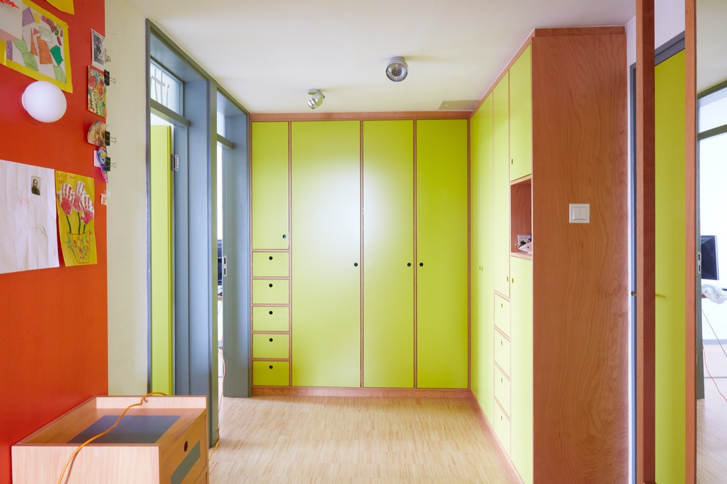 2 Bed Flat, Puteaux House, E2 photo 5