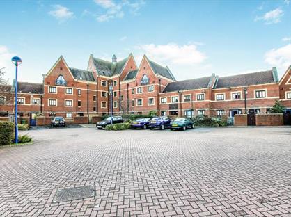 3 Bed Flat, Anchorage Mews, TS17