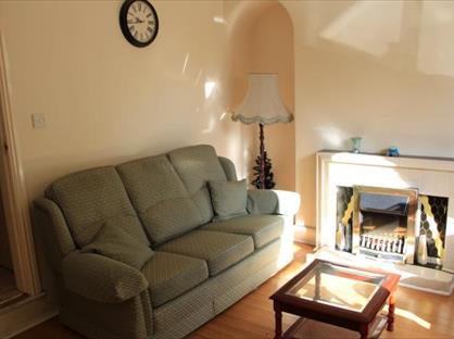 3 Bed Terraced House, Clarkson View, LS6