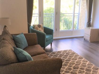 3 Bed Flat, Bingley Court, CT1