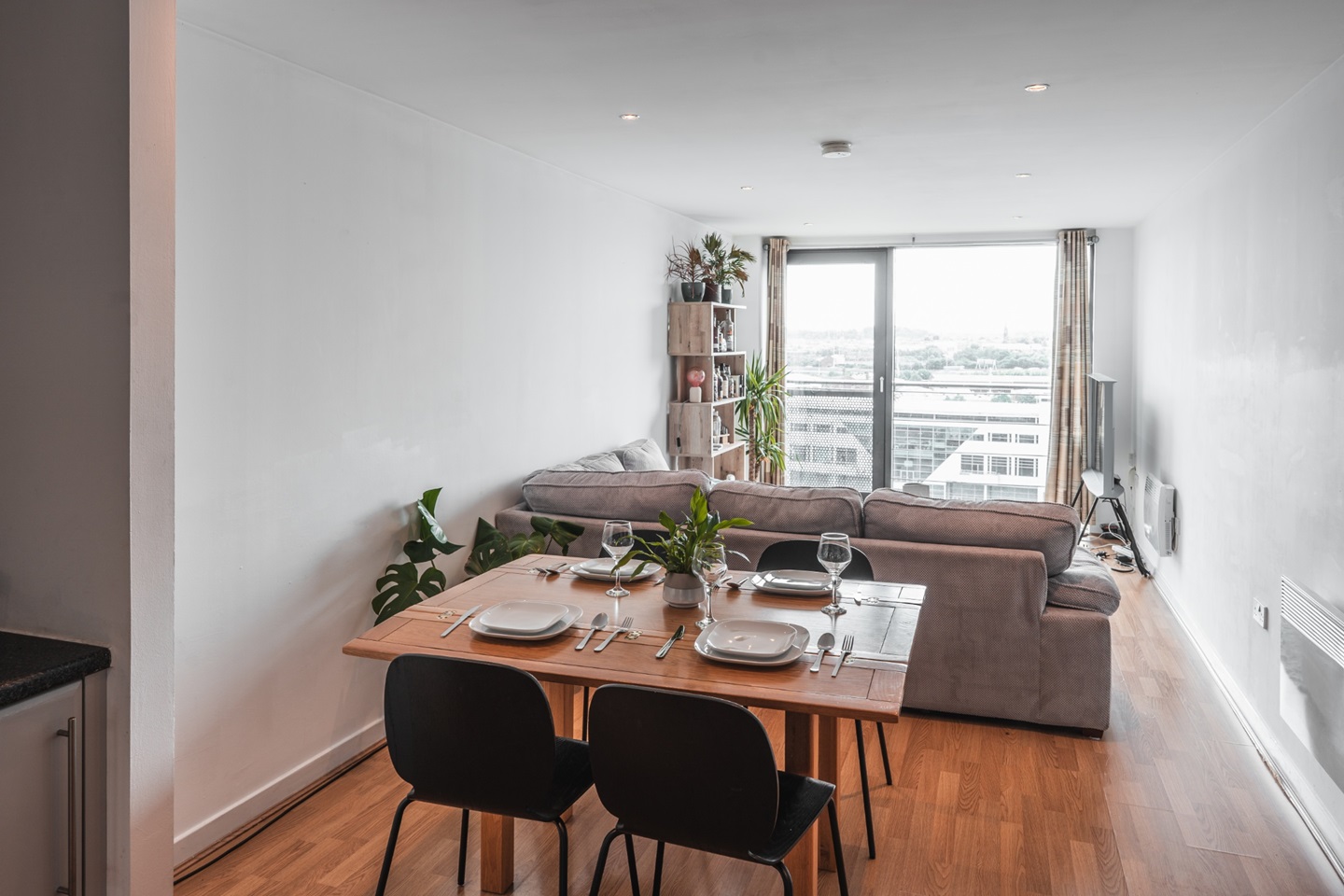 Glasgow 2 Bed Flat, Lancefield Quay, G3 To Rent Now for £1,300.00 p/m