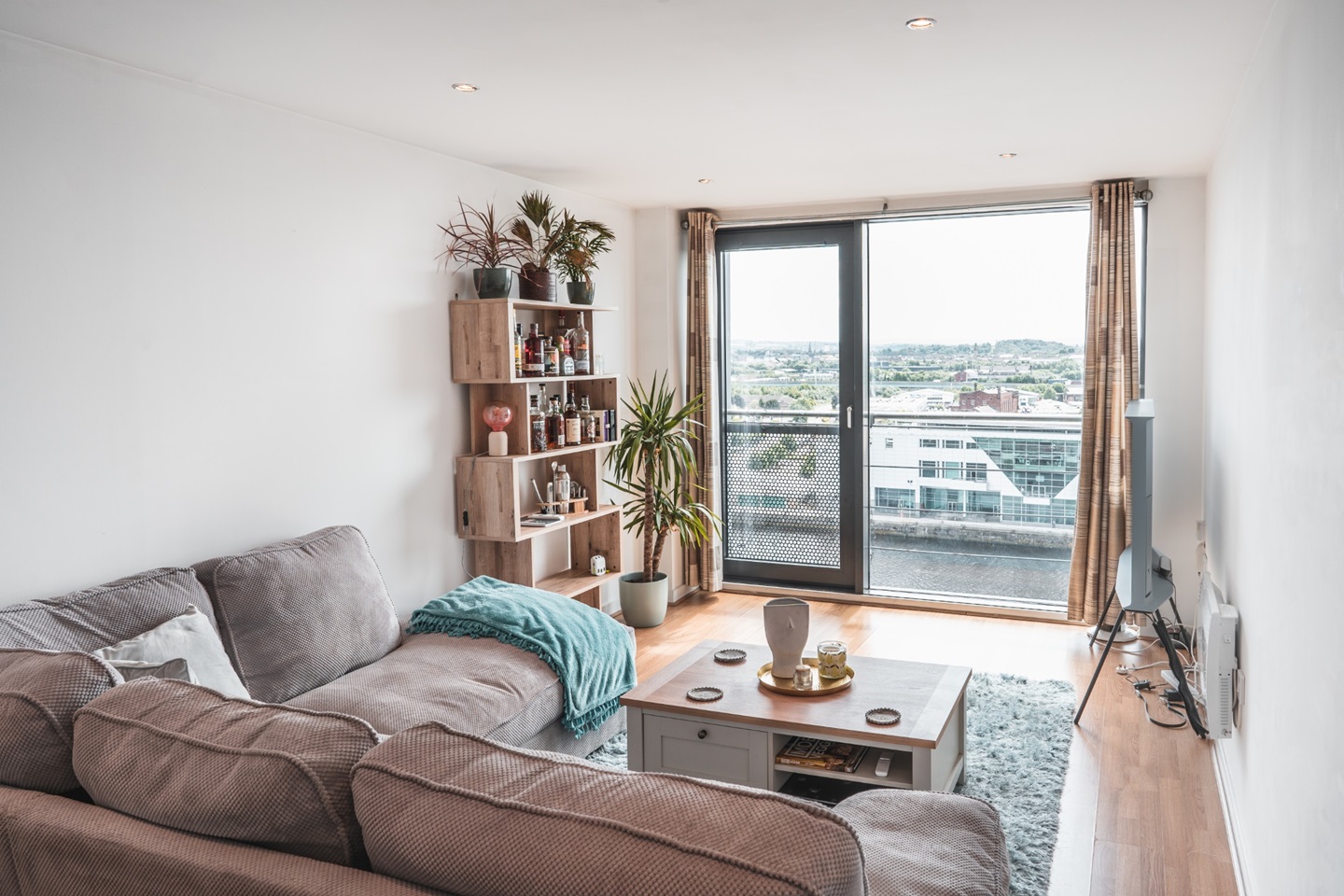 Glasgow 2 Bed Flat, Lancefield Quay, G3 To Rent Now for £1,300.00 p/m