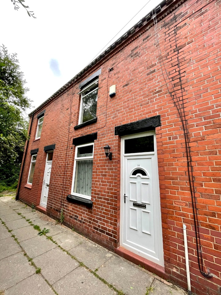 Tyldesley, Manchester 2 Bed Terraced House, Barton Street, M29 To