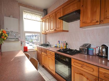 2 Bed Flat, Tooting Bec Road, SW17