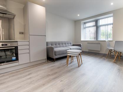 1 Bed Flat, Stanningley Road, LS28