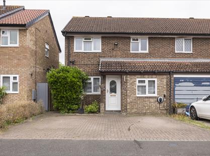 3 Bed Semi-Detached House, Saleby Close, RG6