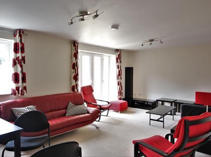 2 Bed Flat, Smiths Wharf, OX12