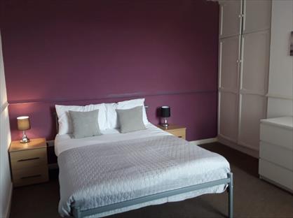 Room in a Shared Flat, Market Street, S80