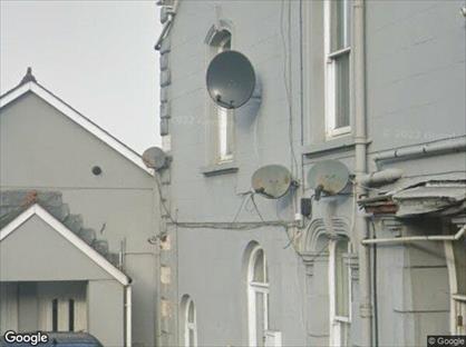 2 Bed Flat, St. Thomas Road, PL15