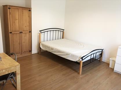 Room in a Shared House, East Ferry Road, E14